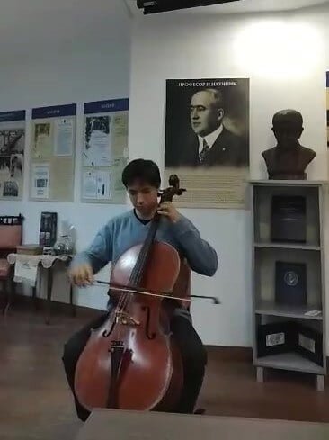 sinisa-violoncelo